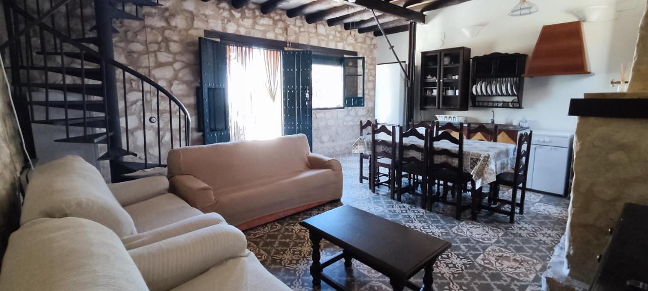 Casas Rurales Las Vinas オスナ エクステリア 写真