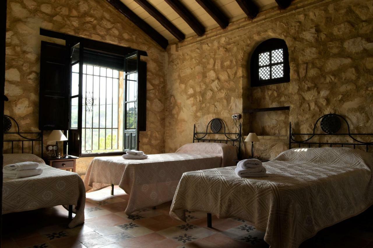 Casas Rurales Las Vinas オスナ エクステリア 写真